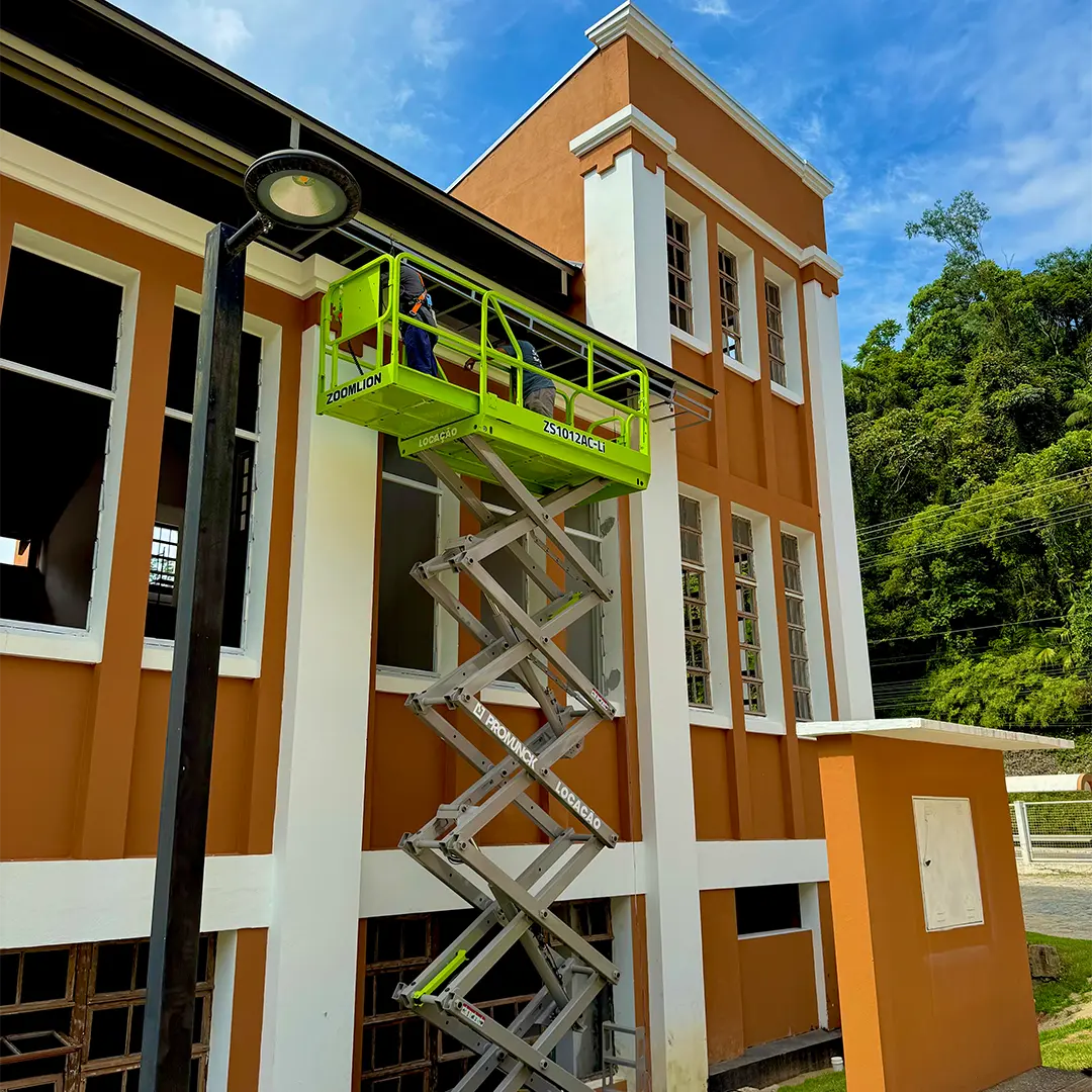 locação de munck em brusque Plataforma Tesoura